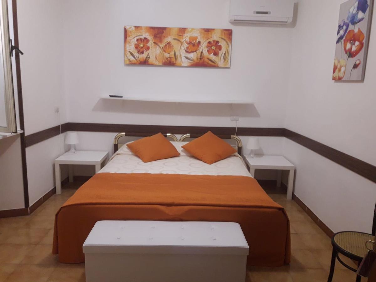 Albergo Ollolai شيفيتافيكْيا المظهر الخارجي الصورة