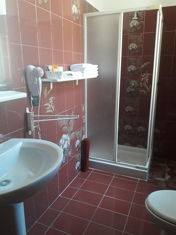 Albergo Ollolai شيفيتافيكْيا المظهر الخارجي الصورة